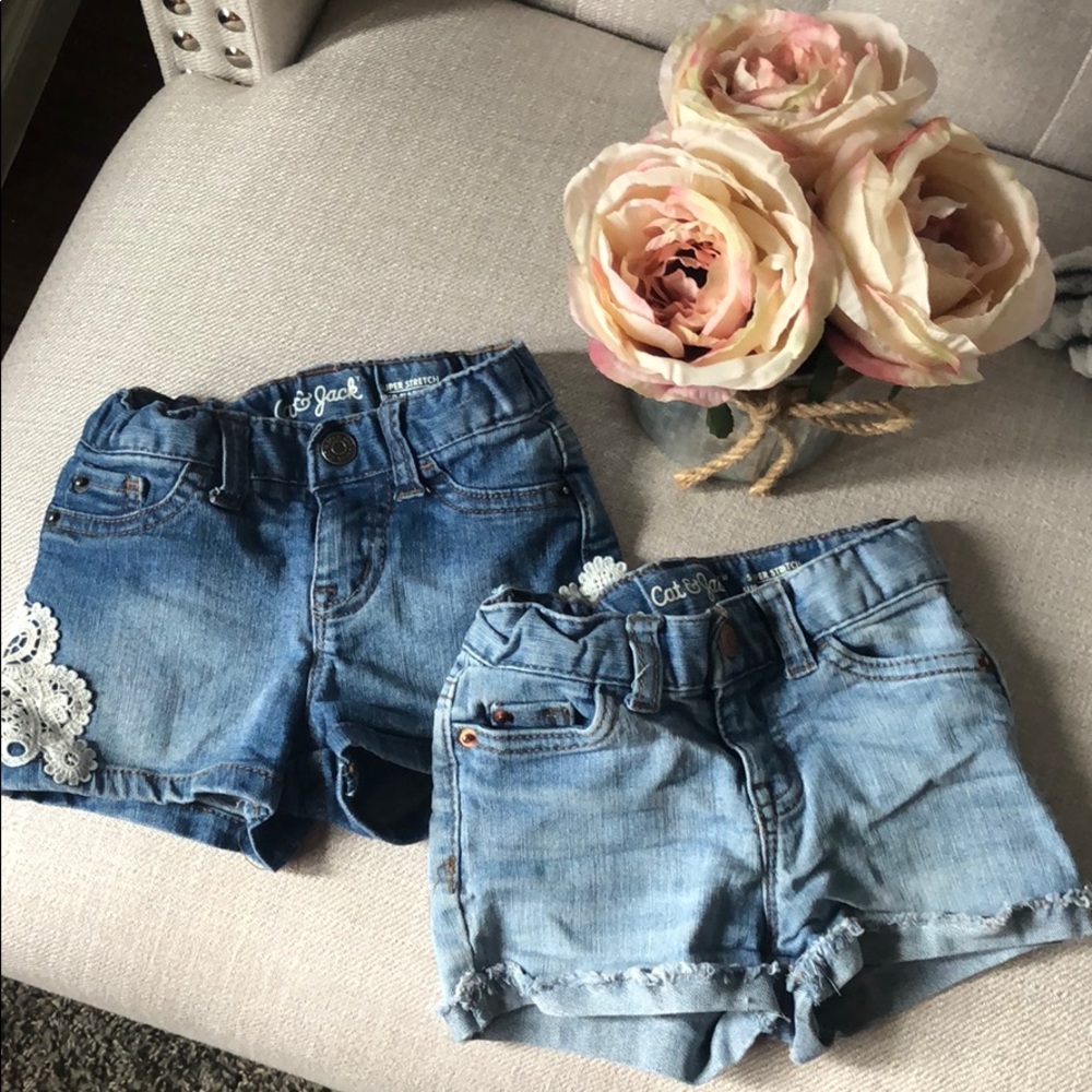 4/$30 Denim Jean Short x2 Toddler 18m